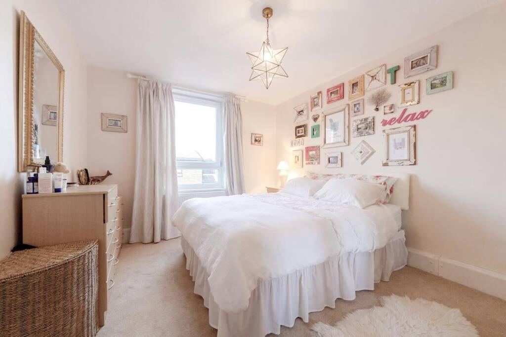Spacious Two Double Bedroom Flat ลอนดอน ภายนอก รูปภาพ